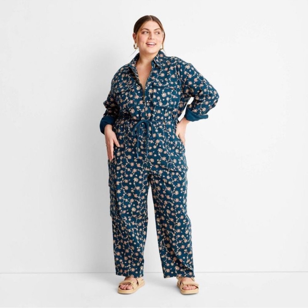 NWT Women's Floral Print Long Sleeve Zip-Front Boilersuit - Future Collective w